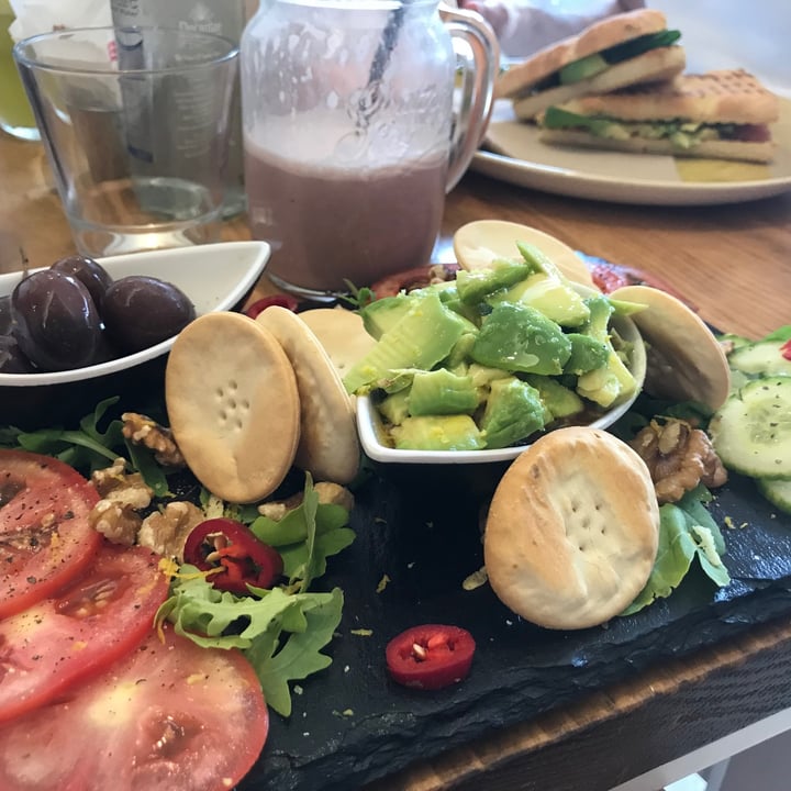 photo of Crudo Vegan Platter shared by @tschulieeee on  26 May 2020 - review