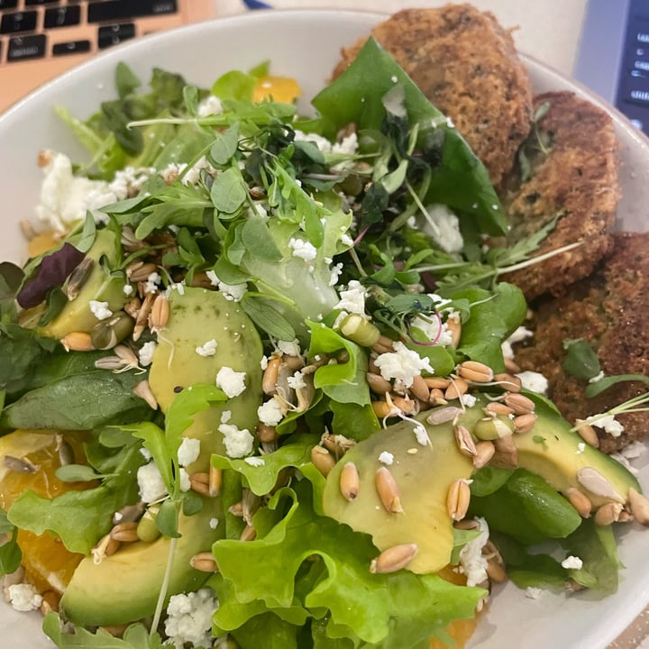 photo of Christo Mio Mezzo salad W Falafel shared by @sarahkaney on  16 Sep 2022 - review