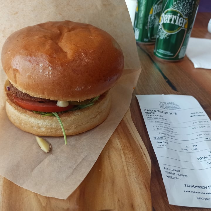 photo of LOW KCAL vg burger shared by @sorinaparis on  24 May 2022 - review