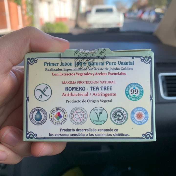 photo of Boti-K Jabón Puro Vegetal Romero y Tea Tree shared by @zub1 on  16 Jul 2021 - review