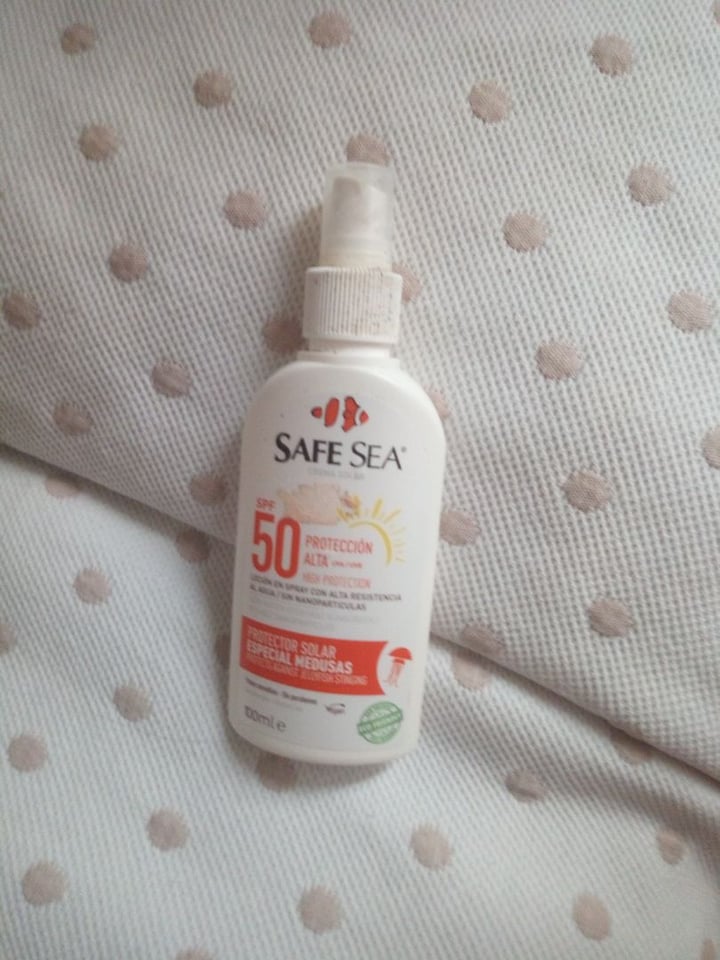 photo of Safe Sea Crema Solar shared by @veganalibertad on  02 Nov 2019 - review