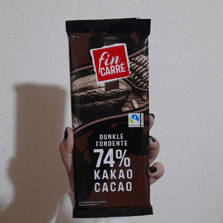 photo of Fin Carré Cioccolato Fondente 74% shared by @-mari- on  02 Nov 2022 - review