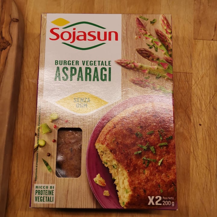 review photo of Sojasun Burger Vegetale Asparagi shared by @lenore on 24 May 2021 - review
