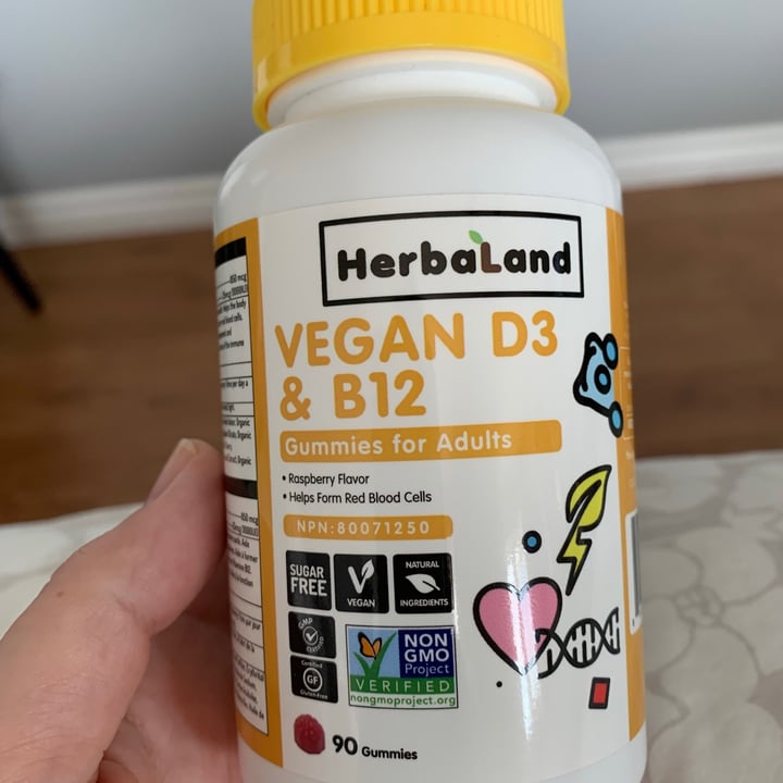 photo of HerbaLand Vegan D3 and B12 Gummies for Adults (Sugar-free) shared by @linnyrw on  14 Jun 2021 - review