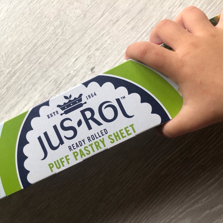 review photo of Jus-Rol™ Ready rolled puffy pastry sheet shared by @veganicious on 26 Oct 2021 - review