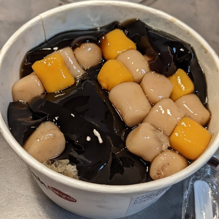 photo of Meet Fresh Icy Grass Jelly Signature shared by @sudogtfo on  05 Dec 2022 - review