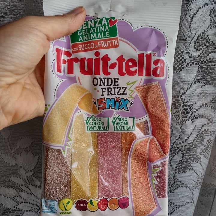 photo of Fruit-tella Onde frizz 5 Mix shared by @dratini on  31 Aug 2022 - review