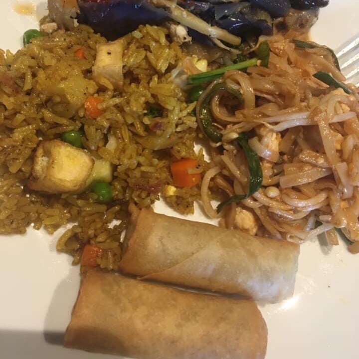 photo of Araya's Place Buffet shared by @purpleraven14 on  07 May 2020 - review