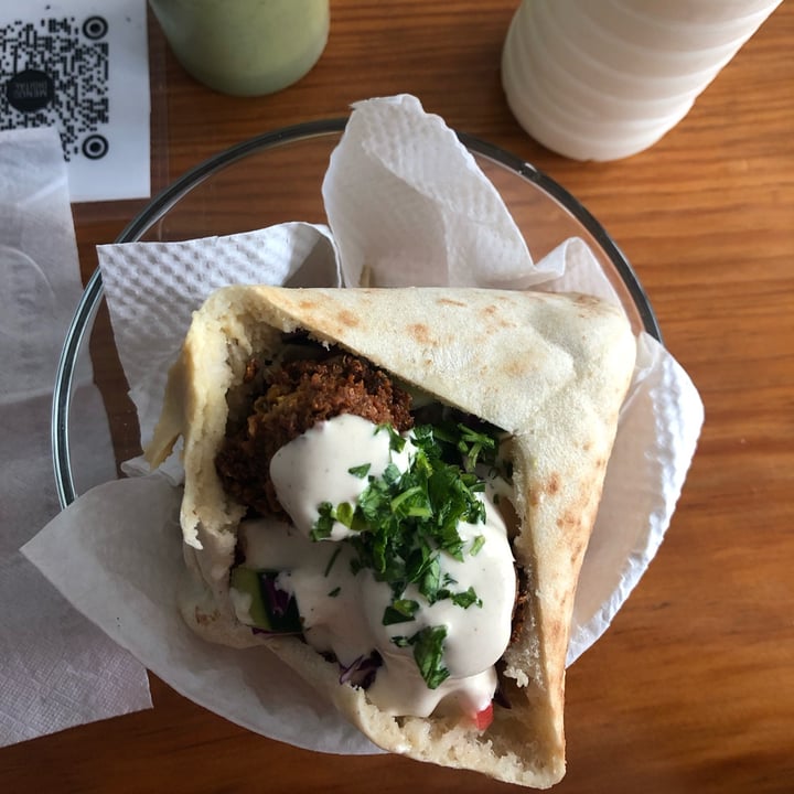 review photo of Falafel Nessya Pita Falafel shared by @daliaponce on 22 Mar 2022 - review