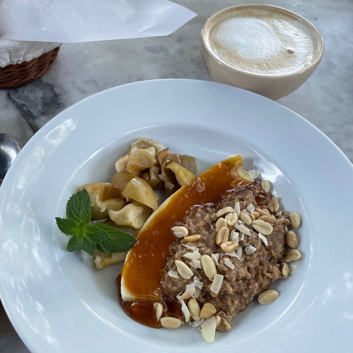 review photo of Le Pain Quotidien - Recoleta Mall Avena Templada shared by @vanepiterman on 03 Feb 2021 - review