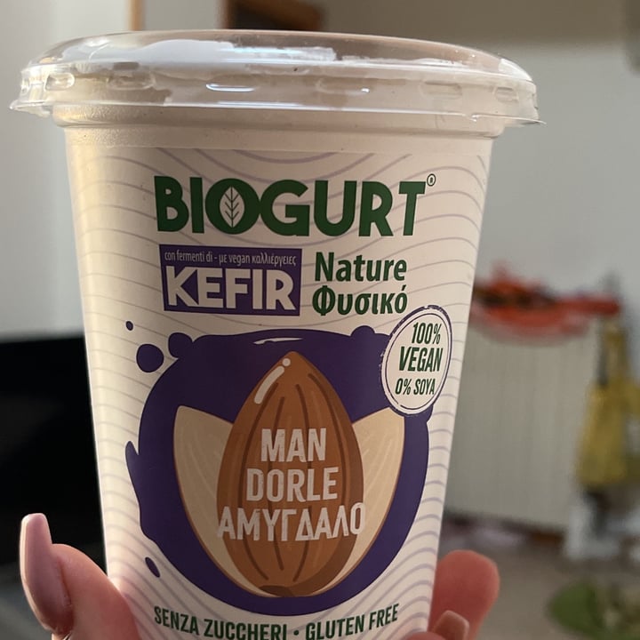 photo of Biogurt Kefir Mandorle Senza Zuccheri shared by @eleonoracesari on  25 Jan 2022 - review