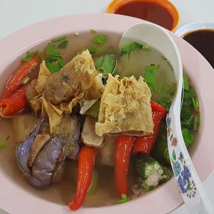 photo of Blue Boy Vegetarian Food Centre Yong tau foo shared by @gretchforveg on  03 Oct 2019 - review