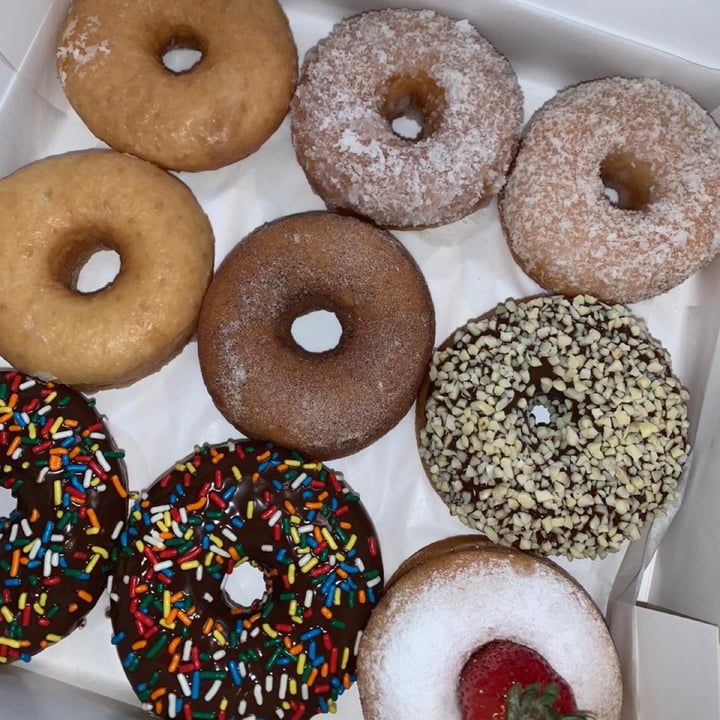 review photo of Perfect bite doughnuts shared by @rahaf12317 on 12 Oct 2020 - review