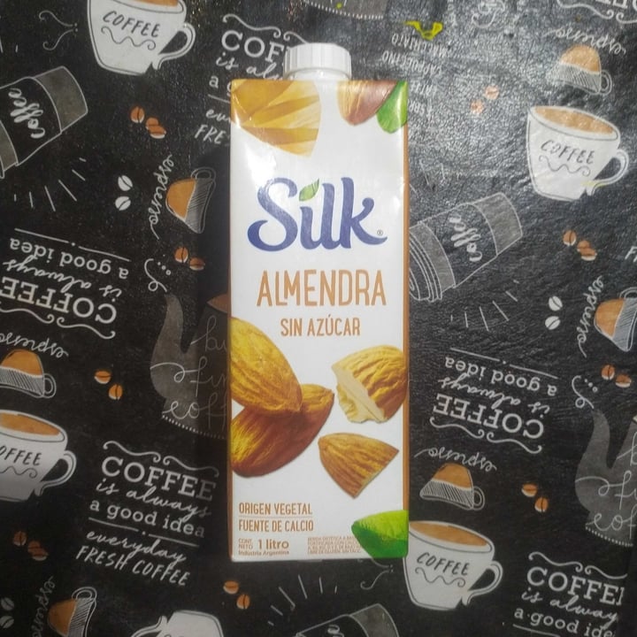 photo of Silk Alimento líquido de almendra sin azúcar shared by @florpaz on  05 Jul 2021 - review