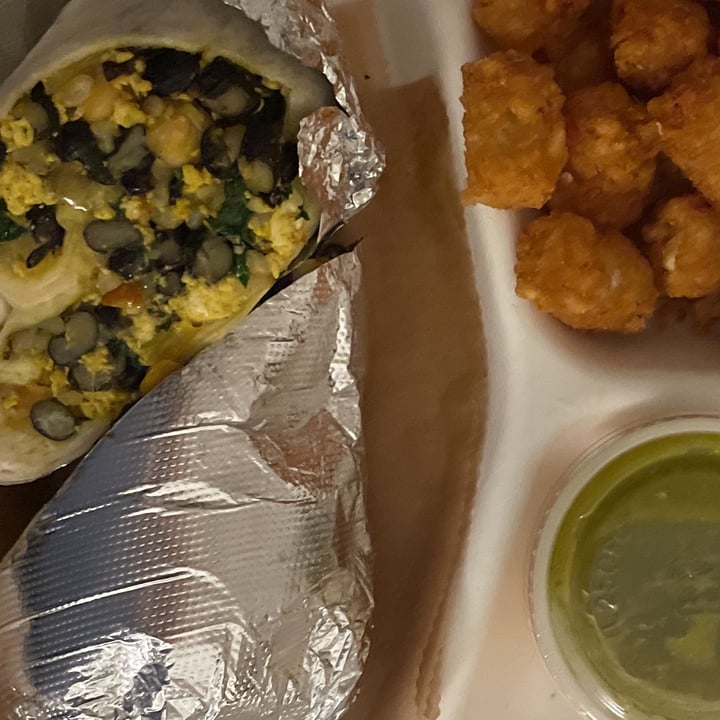 photo of Friends and Family Cool Beans Burrito shared by @monchiara on  15 Dec 2021 - review