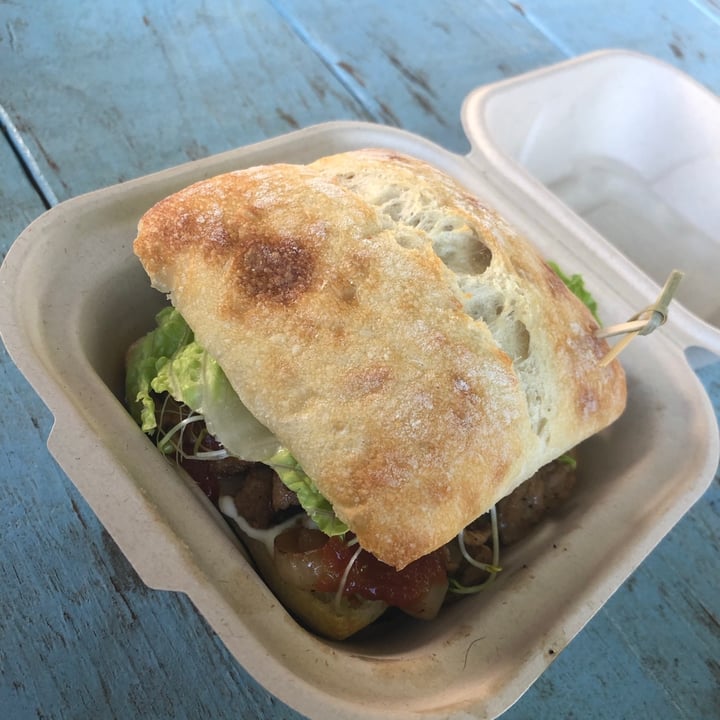 photo of Earth Aloha Eats BBQ “Chicken” Sandwich shared by @raatz on  29 Jul 2020 - review