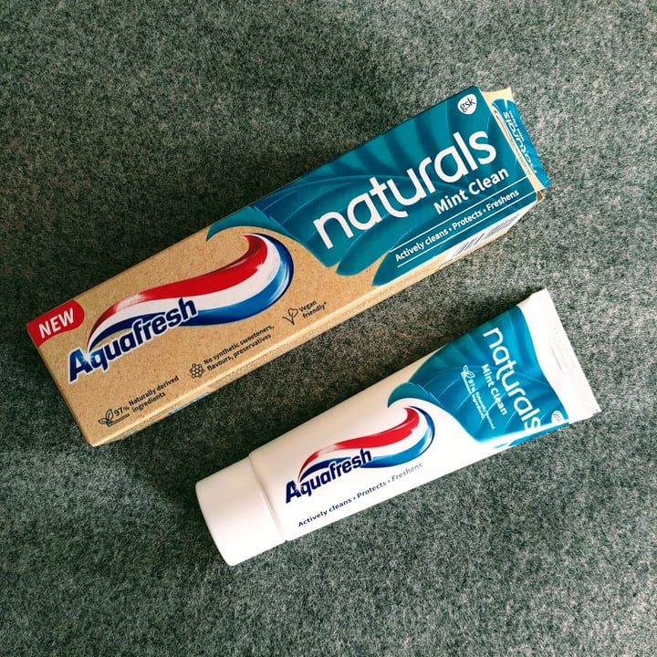 photo of Aquafresh Naturals Mint Clean shared by @stevenneoh on  20 Jul 2022 - review