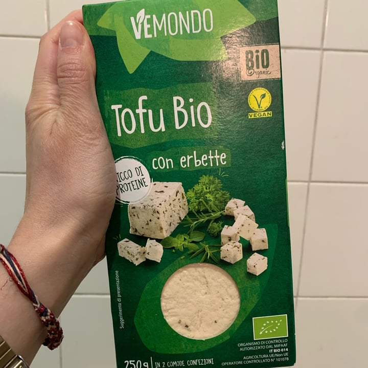 photo of Vemondo Tofu Bio con Erbette shared by @violetwish on  16 Mar 2022 - review