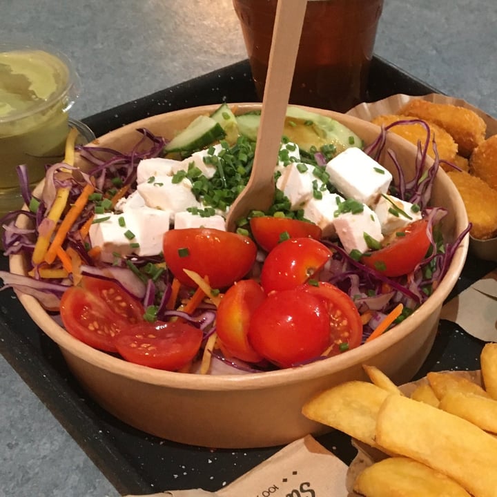 photo of Swing Kitchen - Schottenfeldgasse Greek Salad shared by @weganerin on  19 Sep 2020 - review