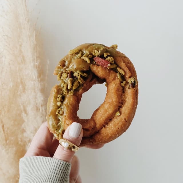 菜肴“Old Fashion Doughnut”的照片