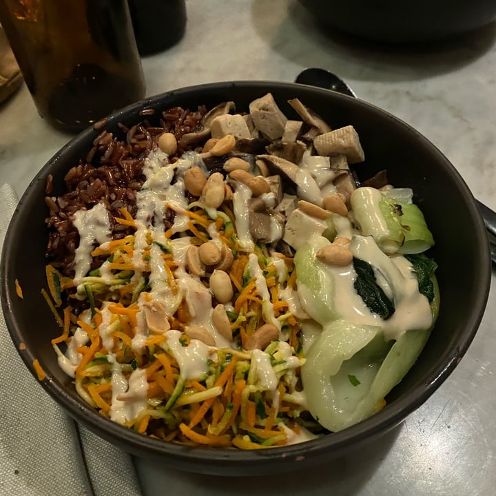 photo of Soulgreen Asian bowl shared by @elenazerbi on  09 Dec 2021 - review