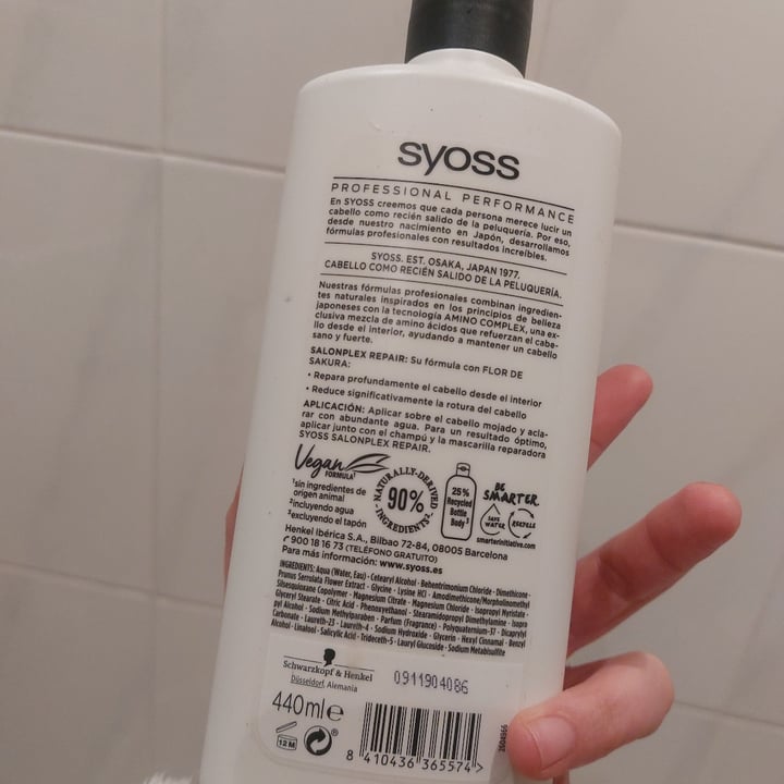review photo of SYOSS Acondicionador Salonplex Repair shared by @farigolarts on 25 Feb 2022 - review