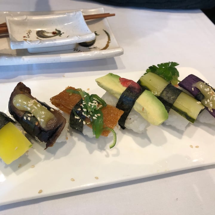 photo of Hokkaido Restaurante Japonés Sushi variado shared by @barbarapgs on  06 Dec 2020 - review