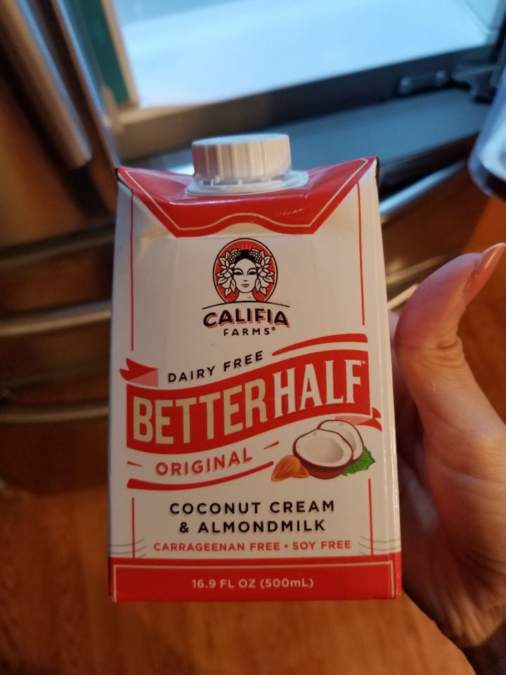 photo of Whole Foods Market Califia Farms Original Betterhalf Coconut Cream & Almond milk shared by @lizmaselli on  29 Dec 2018 - review