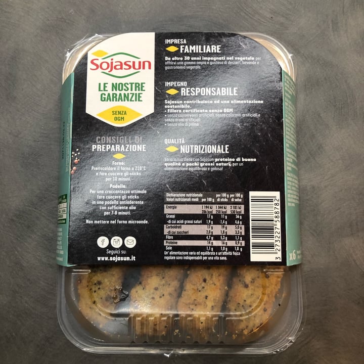 photo of Sojasun Stick vegetali ai cereali croccanti shared by @rossrebel on  15 Oct 2022 - review