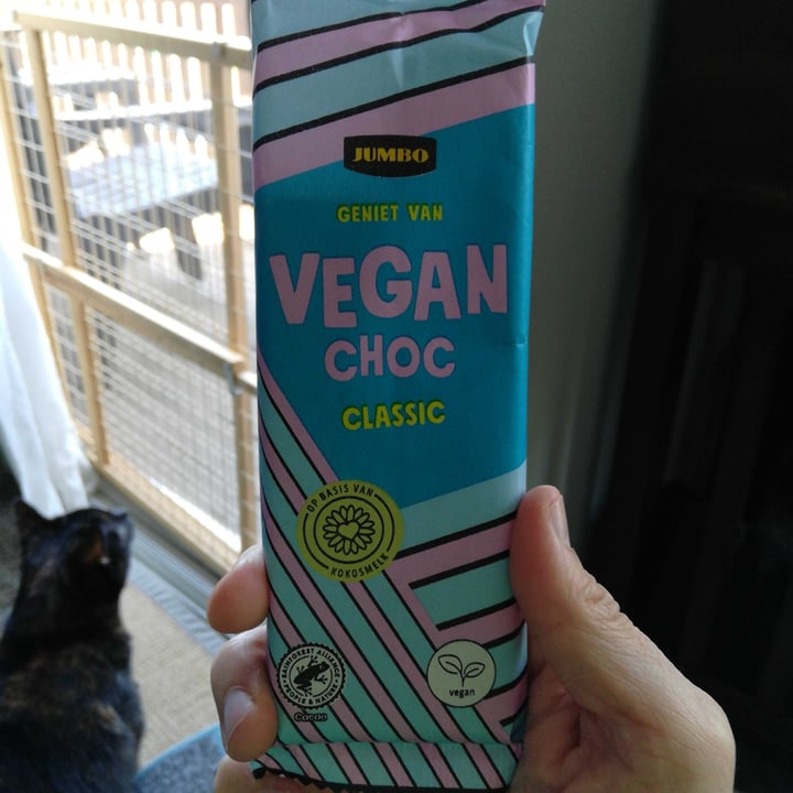 photo of Jumbo  Vegan Choc Classic shared by @slimemoldramen on  24 Apr 2022 - review