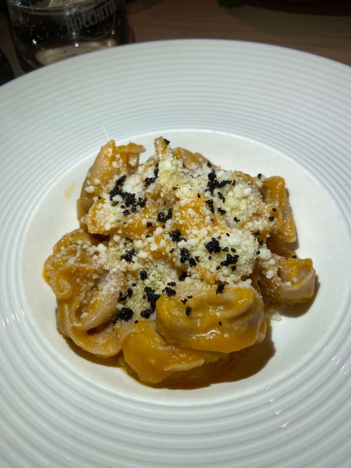 review photo of Ripasso Restaurant & Wine Bar Vegan Pasta shared by @vegangalriri on 09 Jan 2020 - review
