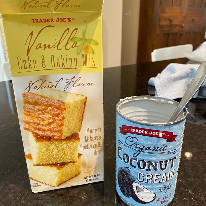 photo of Trader Joe's Organic Coconut Cream shared by @malarky on  21 Nov 2021 - review