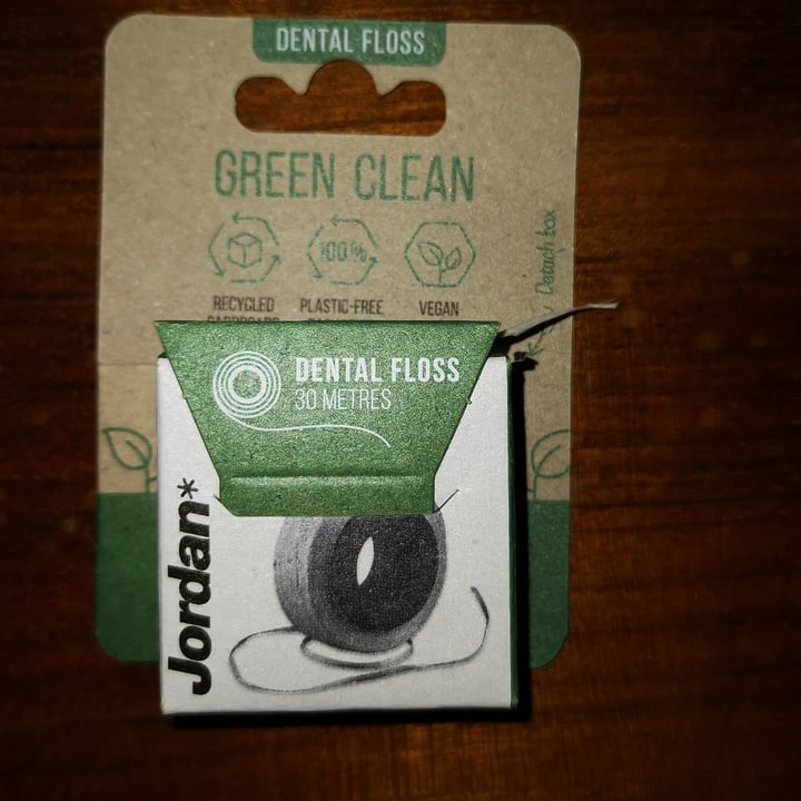 photo of Jordan Green Clean dental floss shared by @elepi on  11 Dec 2022 - review