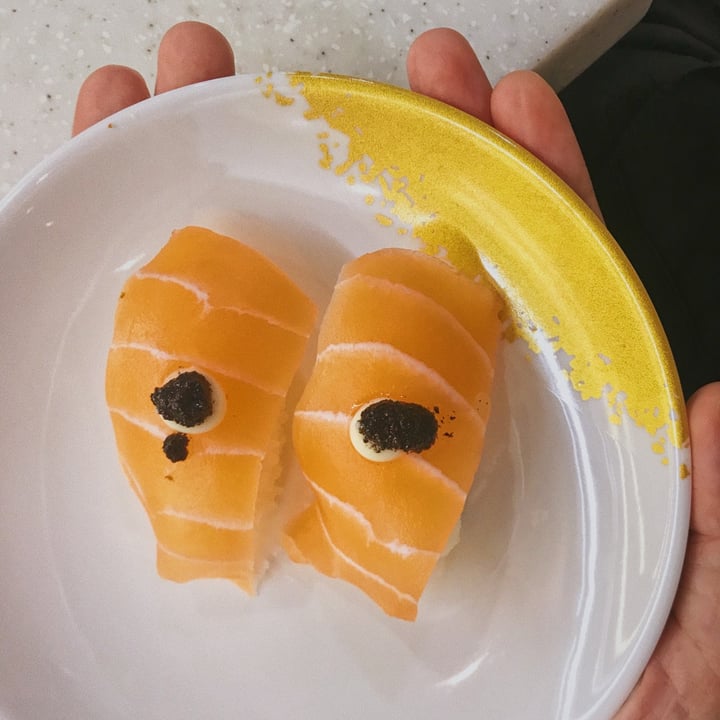 review photo of Saute Sushi Zalmon with Truffle Bits shared by @aberylia on 24 Jul 2021 - review
