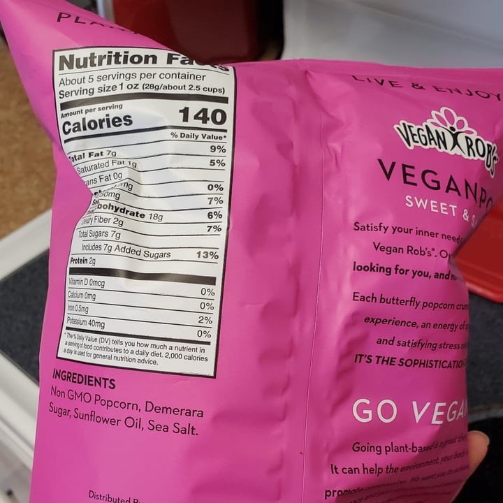 review photo of Vegan Rob's VeganPop Sweet and Salty shared by @emilypaulsen on 08 Jun 2021 - review