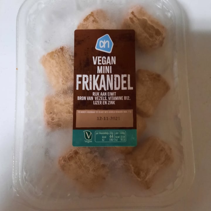 photo of Albert Heijn Vegan mini frikandel shared by @frendssnotfood on  09 Nov 2021 - review