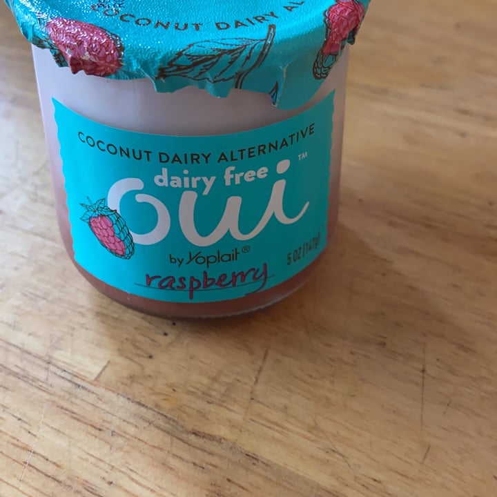 photo of Yoplait Oui Dairy Free Yogurt shared by @heidiharmony on  23 Apr 2020 - review