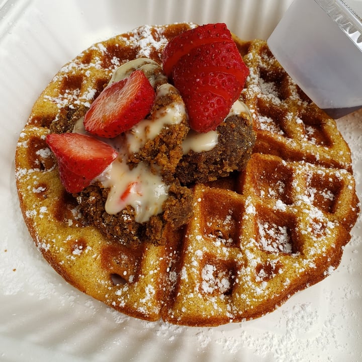 review photo of No Moo Foods chik'n and waffles shared by @aarlover20 on 02 Jun 2021 - review