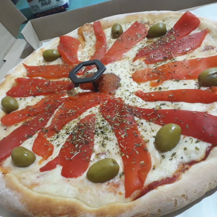 photo of Blondie Pizza vegana de morrones shared by @xcuasidelictualx on  07 Sep 2020 - review