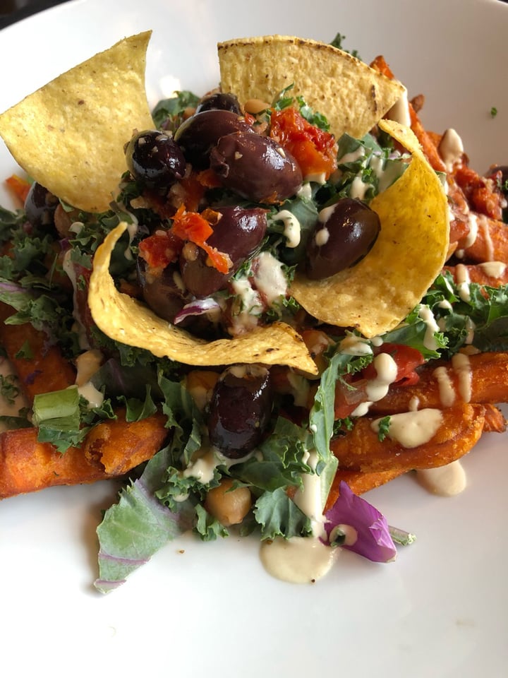 photo of The Raven Bistro Mediterranean fries shared by @somegirl on  21 Aug 2019 - review
