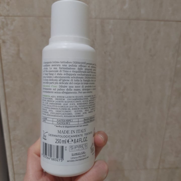 review photo of Dermandé Dermandé, Detergente Intimo Con Antibatterico shared by @giuliab1 on 07 Apr 2022 - review