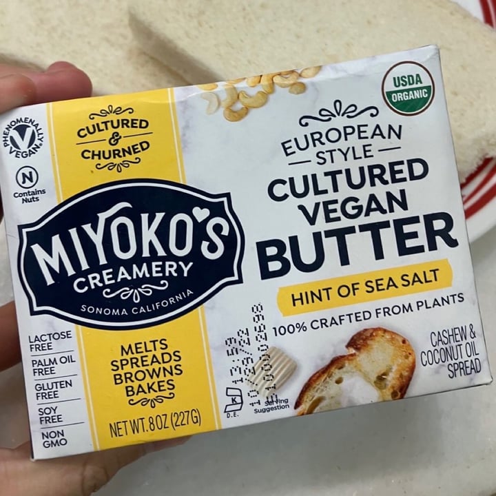 photo of Miyoko's Creamery European Style Cultured Vegan Butter Hint of Sea Salt shared by @fulfilling on  26 Oct 2022 - review