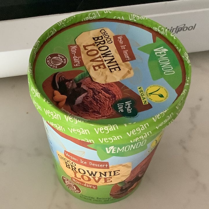 photo of Vemondo Vegan ice dessert choco brownie love shared by @jiulius on  07 Apr 2022 - review