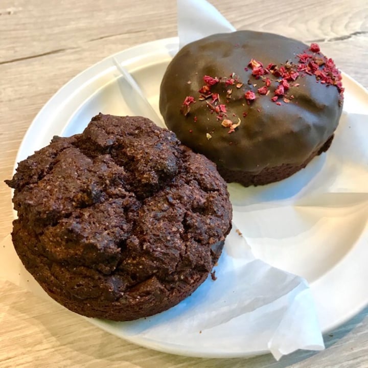 photo of Back To Eden Bakery Brownies shared by @pdxveg on  24 Oct 2019 - review