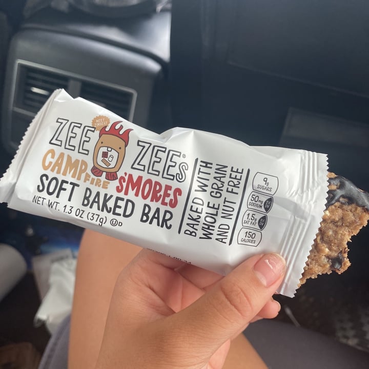 photo of Zee Zees campfire smores soft baked bar shared by @jren on  24 Apr 2021 - review