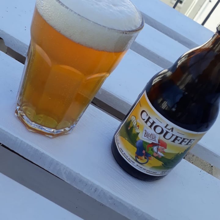 photo of La chouffe La Chouffe blonde shared by @leobel on  29 Jun 2021 - review