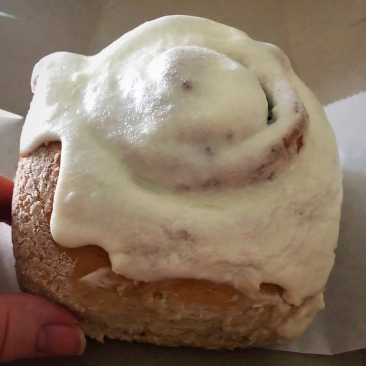 review photo of My Vegan Sweet Tooth Cinnamon Bun shared by @lljerseygirl on 08 Mar 2021 - review
