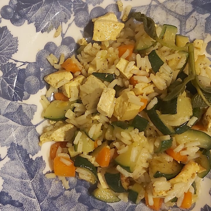 photo of ioVEG Tofu naturale shared by @ggiadap on  03 Jan 2022 - review