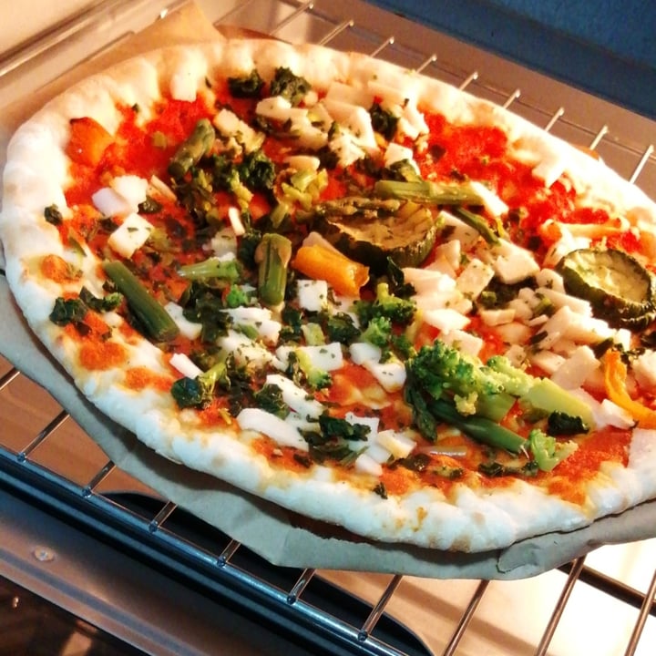 photo of Valsoia Pizza con Verdure Grigliate shared by @danvavidan on  02 Mar 2021 - review