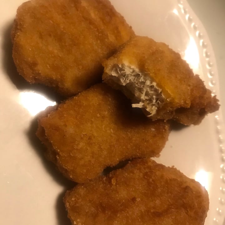 photo of Incogmeato Chik'n Nuggets shared by @princessofdoom on  30 Jan 2021 - review